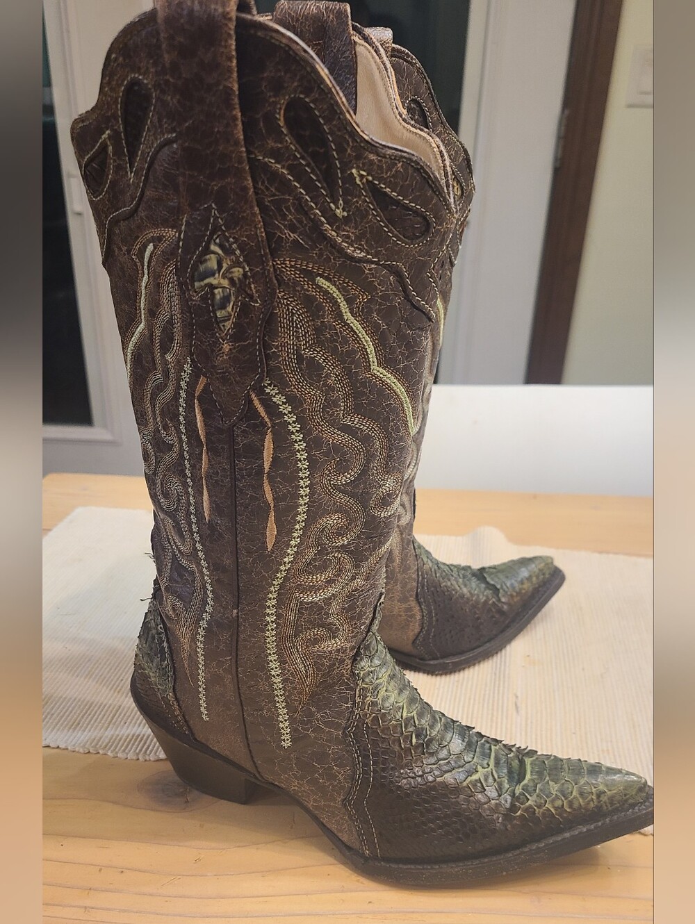 Women's Corral Brown Embossed Western Boots with Green Python-Texture Toe 6M